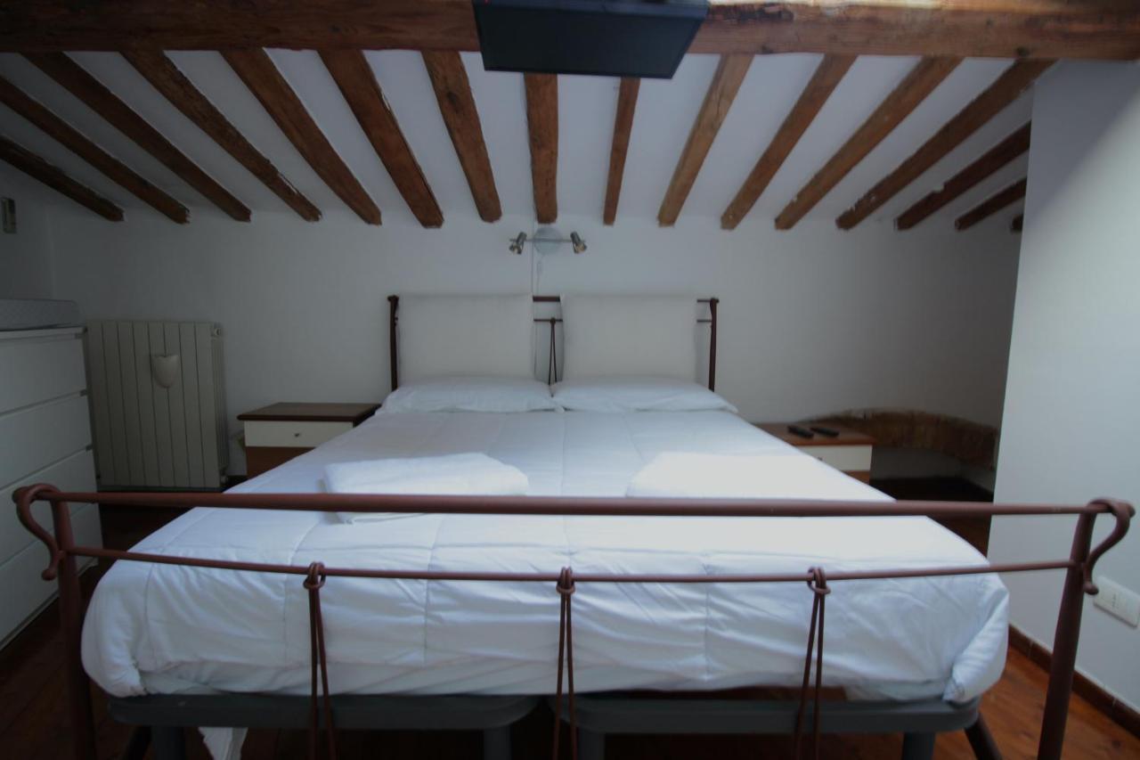Kia Orana Guesthouse Livorno Buitenkant foto
