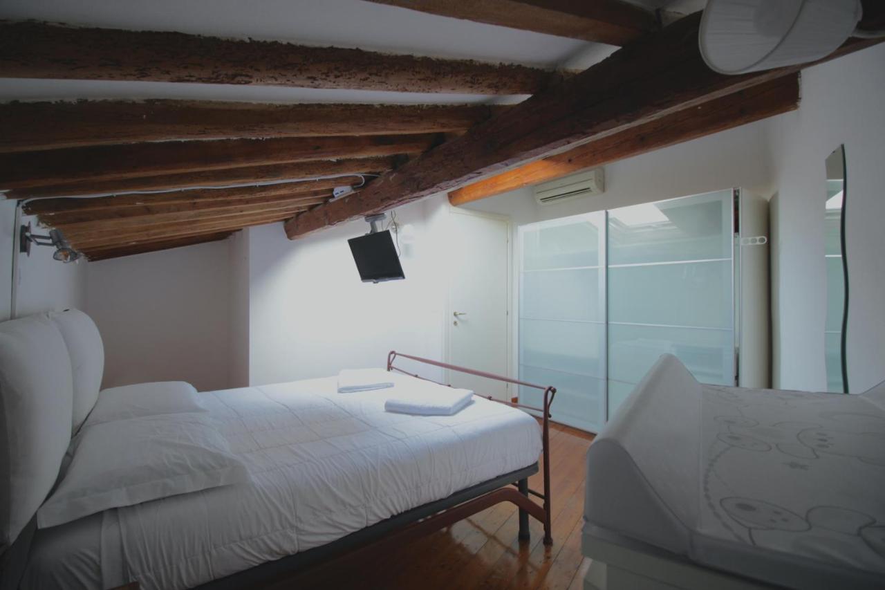 Kia Orana Guesthouse Livorno Buitenkant foto