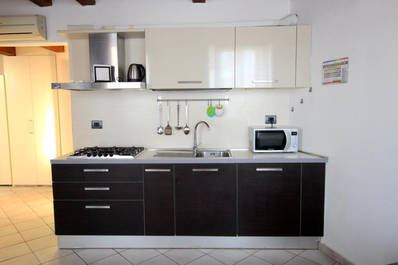 Kia Orana Guesthouse Livorno Buitenkant foto