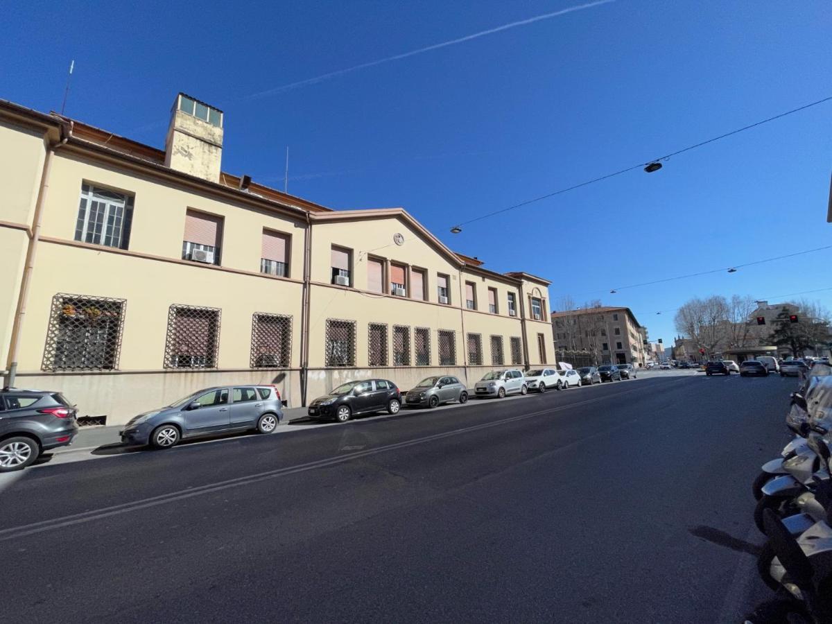 Kia Orana Guesthouse Livorno Buitenkant foto